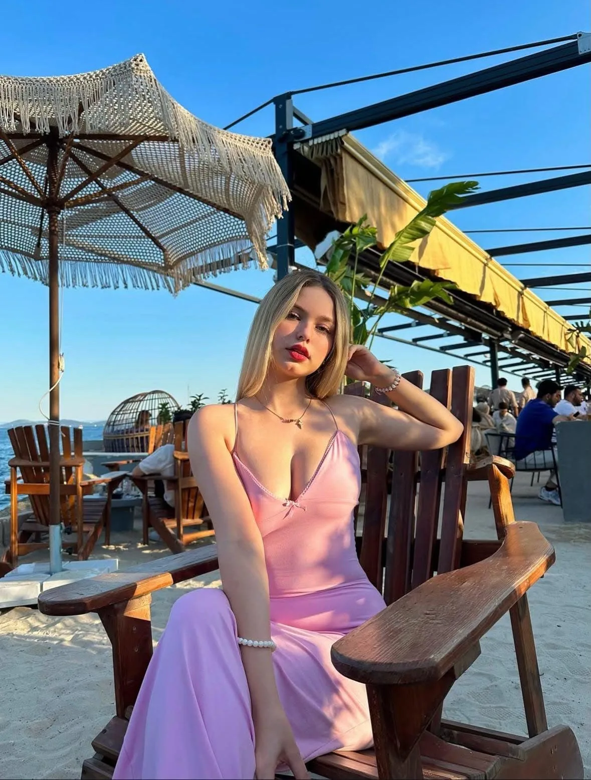 Yalı Doggy Yapan Fantezi Escort Tuğçe